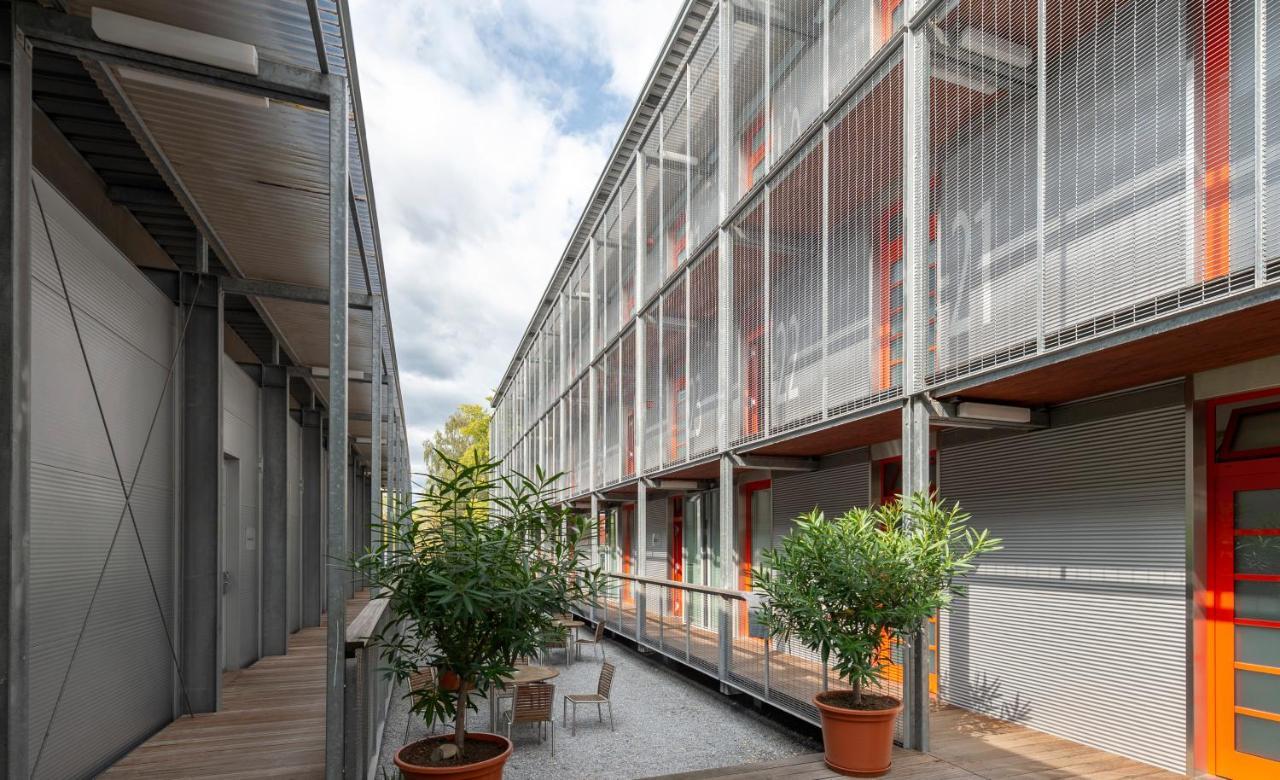Orange Wings Krems Krems an der Donau Exterior foto